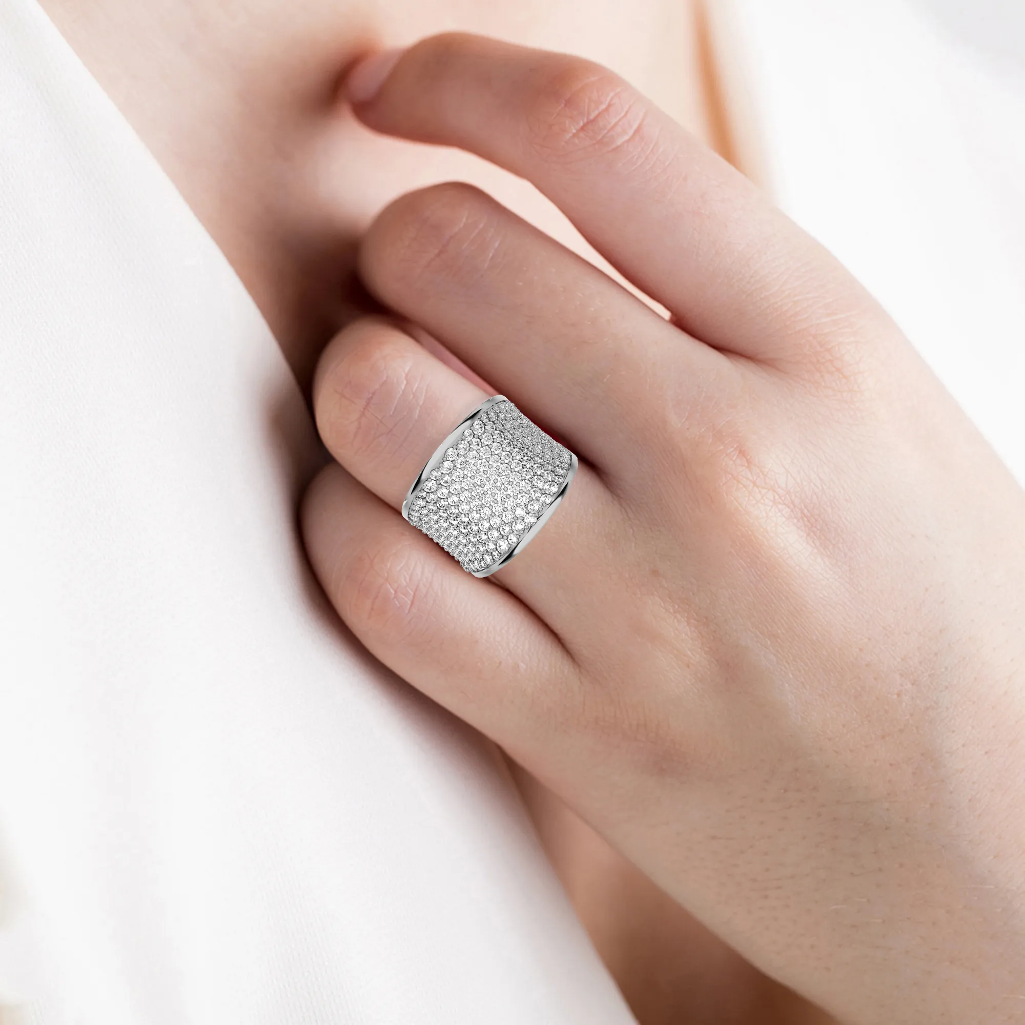 2 1/2 ctw Round Lab Grown Diamond Ring