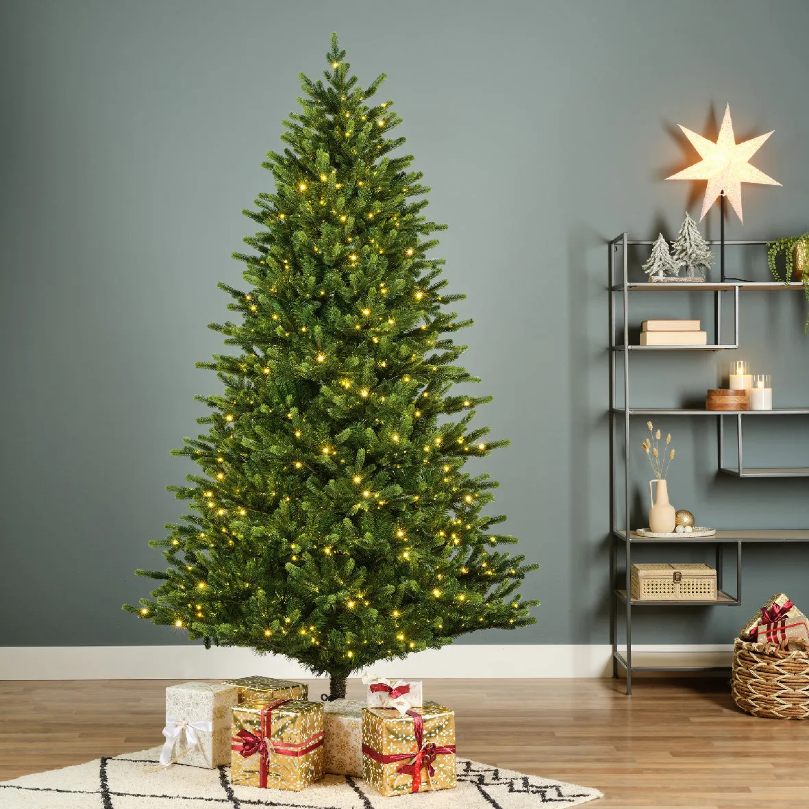 Albero di natale "Sunpeaks " con Micro Led  in PE Effetto Real Touch   PVC Altissima qualità