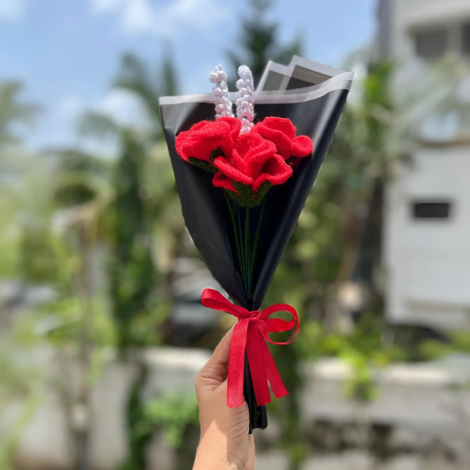 Handmade Crochet Red Roses Bouquet | Exquisite Handcrafted Floral Arrangement | Perfect for Anniversaries, Weddings, Birthdays, Thanksgiving, and Special Occasions
