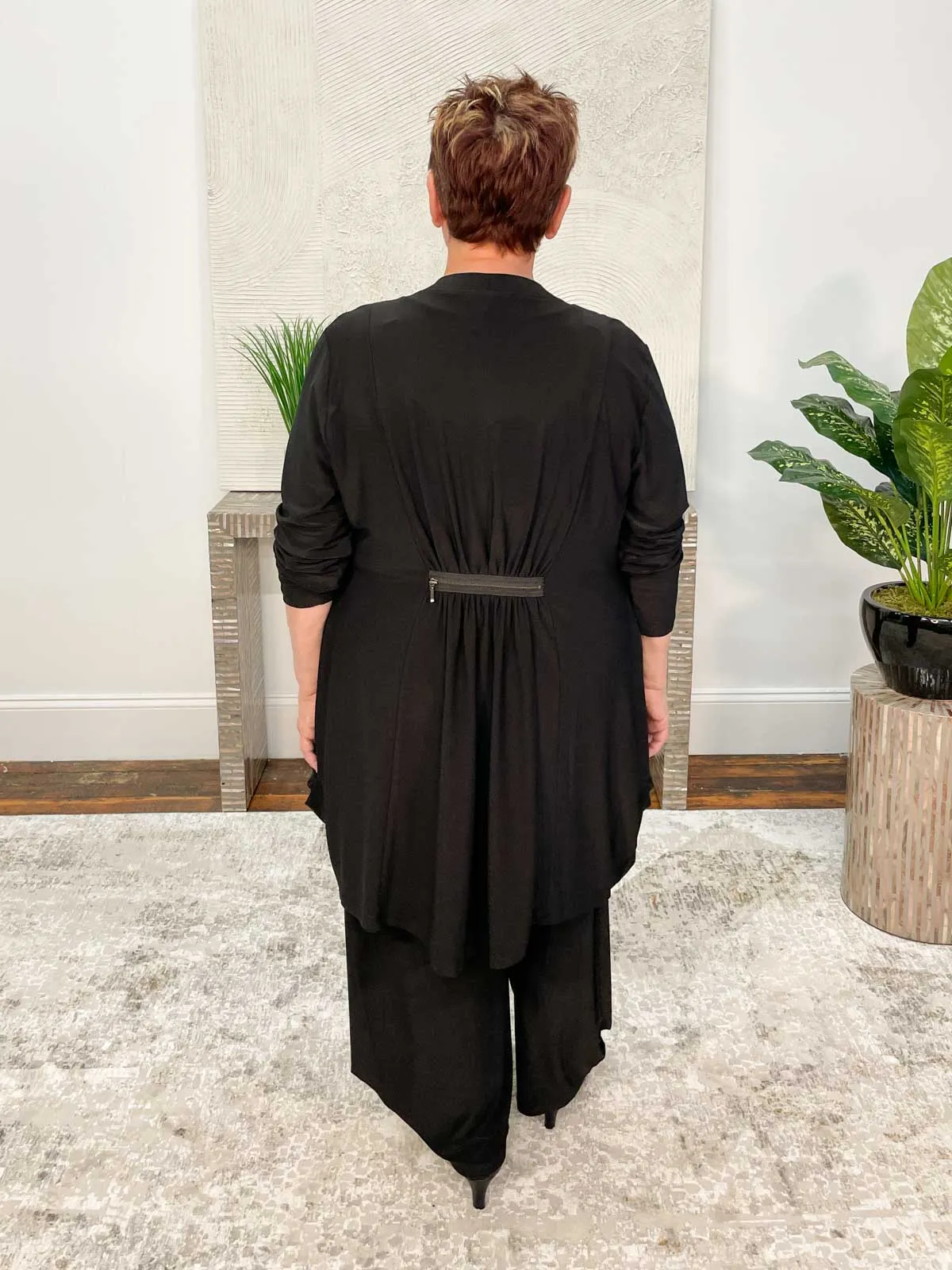 Tres Chic Liana Jacket, Black