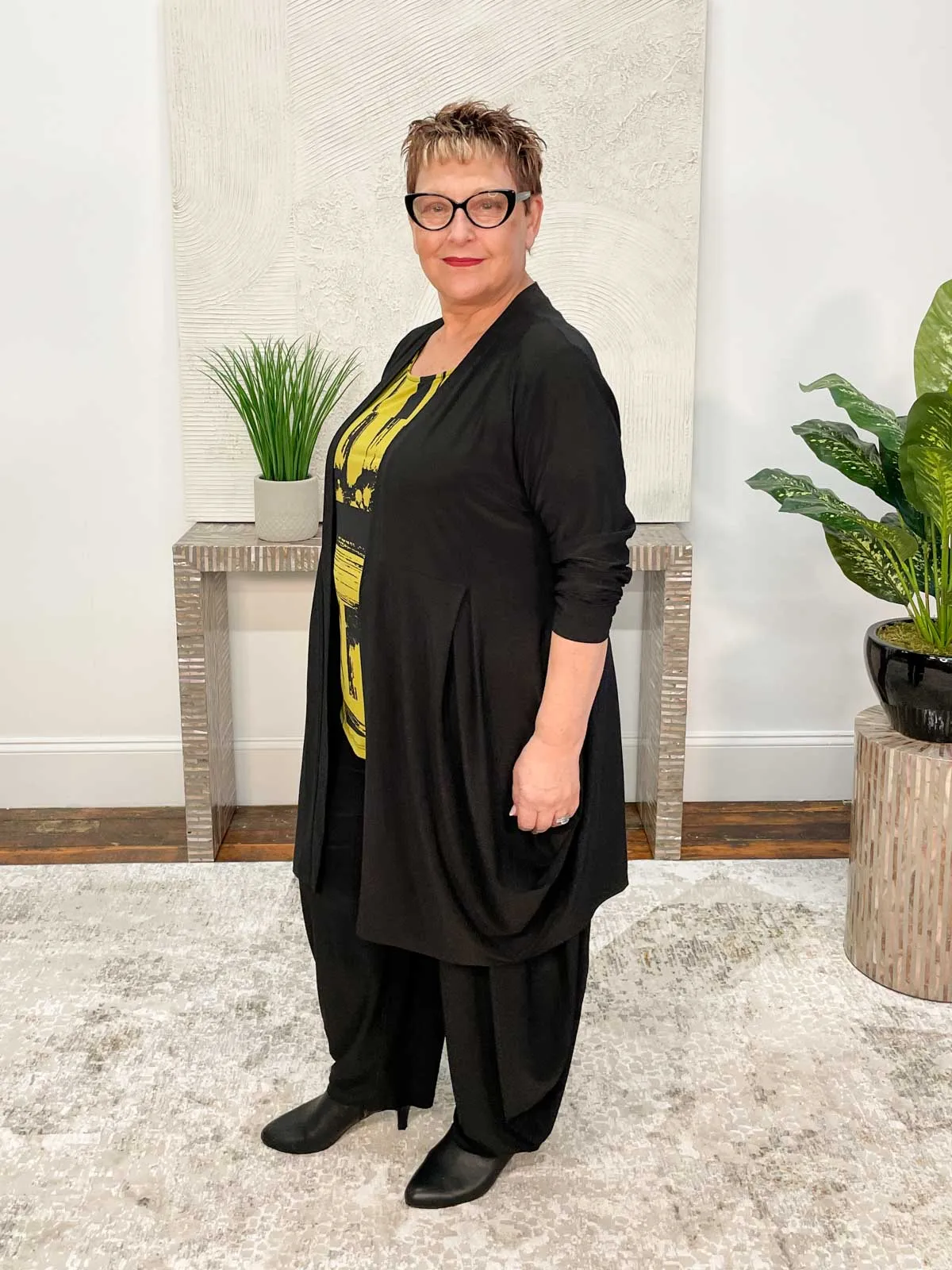 Tres Chic Liana Jacket, Black